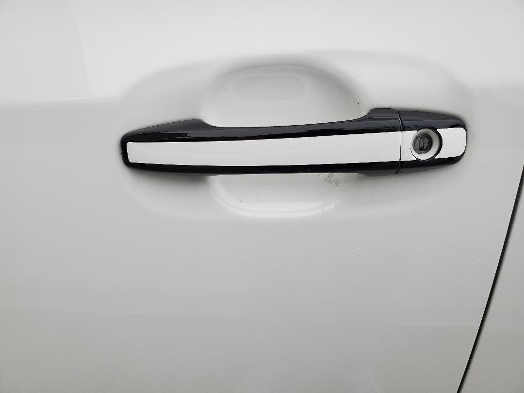 Full Set  Custom Black OR Chrome Door Handle Overlays / Covers For 2013 - 2018 Subaru Forester --  You Choose the Color of the Middle Insert